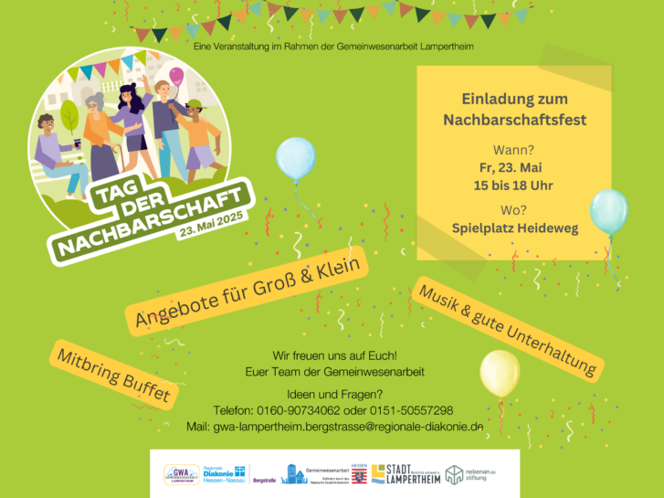 Das Bild zeigt die Einladung zum Tag der Nachbarschaft am 23.5.2025 auf dem Spielplatz Heideweg in Lampertheim von 15 bis 18 Uhr. Bunte Luftballons und feiernde Menschen sind zu sehen.