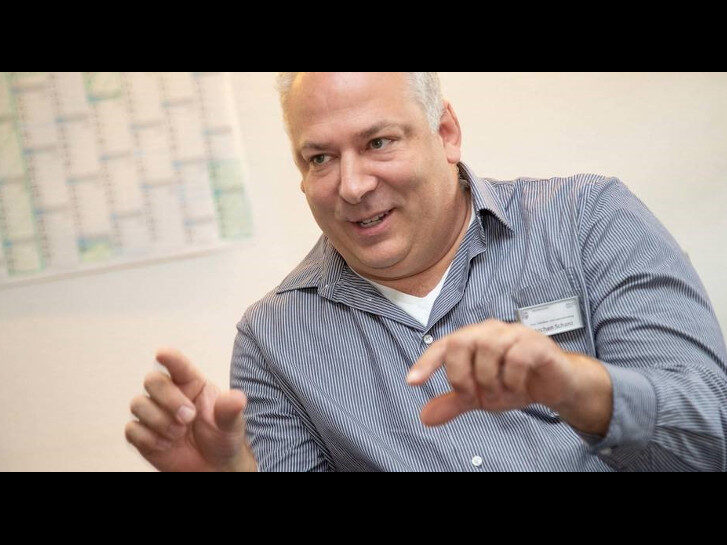 Experte Schanz weiß: Häufig lassen sich Paare zu viel Zeit, bis sie professionelle Unterstützung suchen. Foto: Thorsten Gutschalk