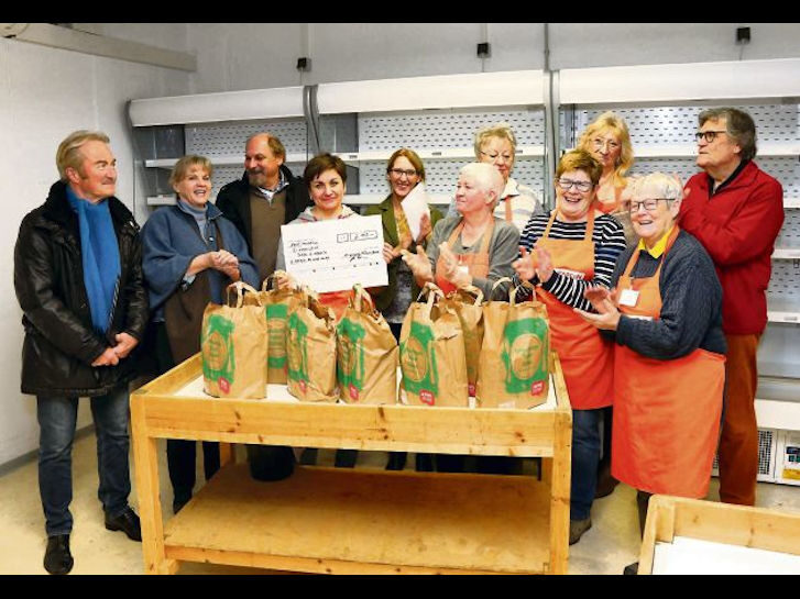 Bei der Tafel in Rimbach freuen sich die ehrenamtlichen Helfer über die Unterstützung für ihre Arbeit. Foto: Fritz Kopetzky